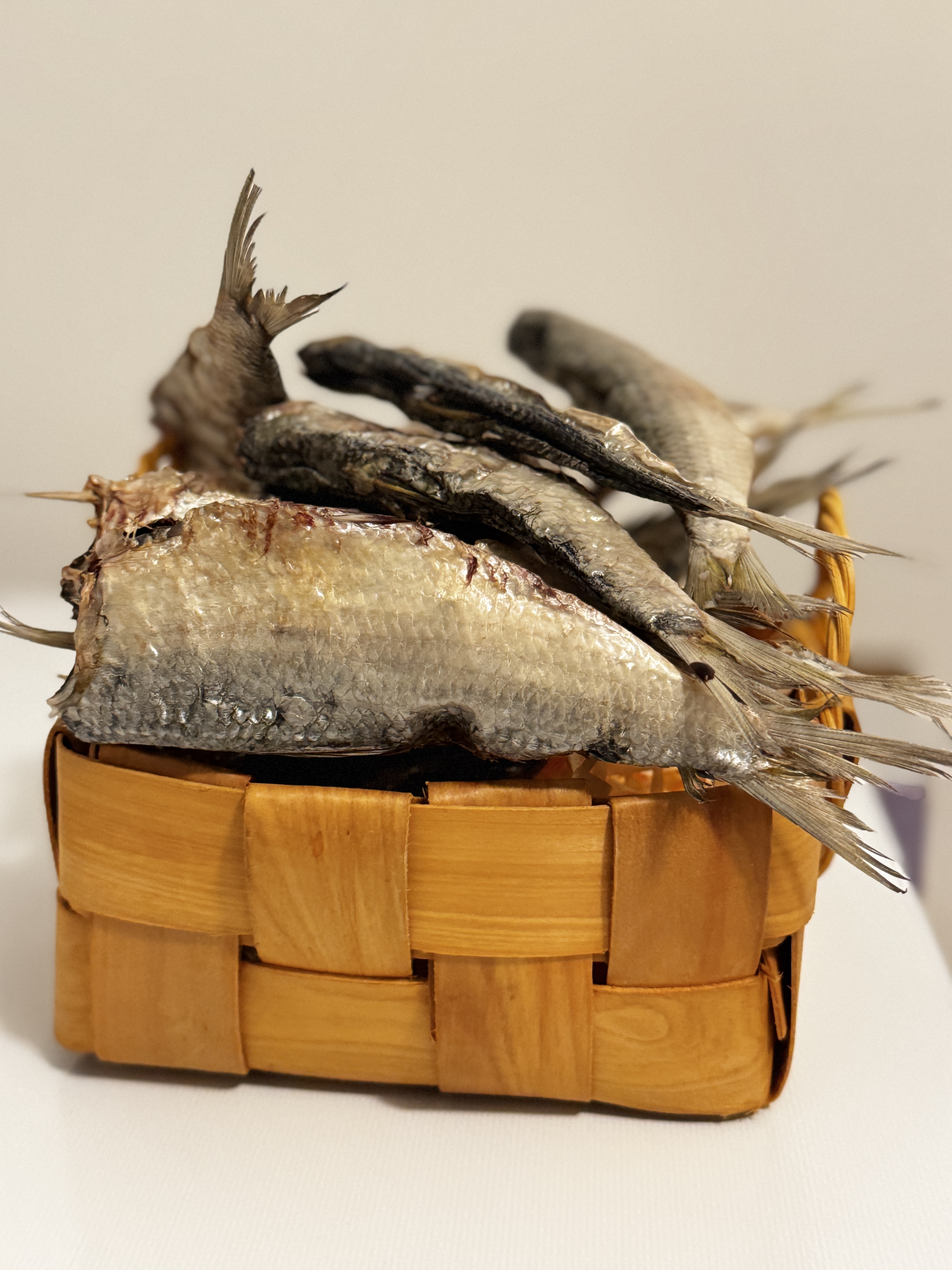 Dry whole sardine 