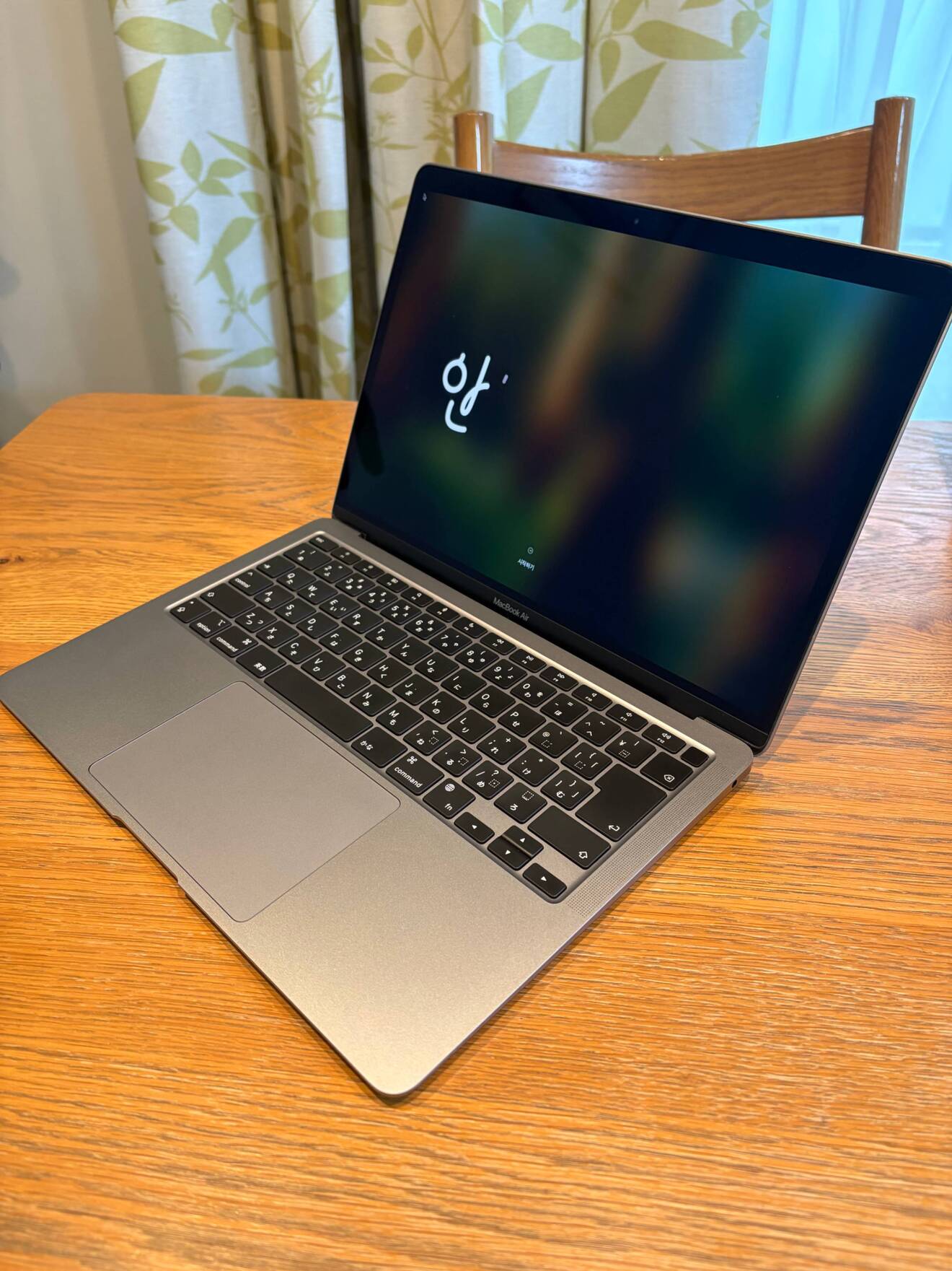 M1 Macbook Air 256GB 8GB 整備品 apple マックブックエアー M1 Macbook Air 256GB 8GB 整備品 apple マックブックエアー