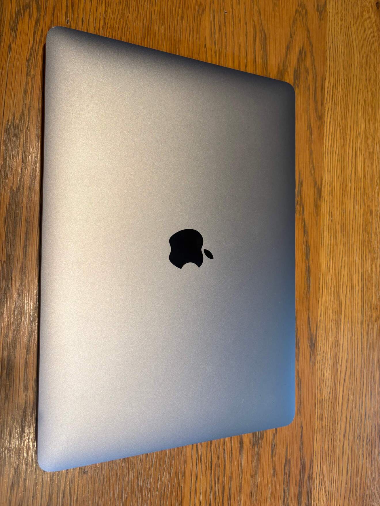 M1 Macbook Air 256GB 8GB 整備品 apple マックブックエアー M1 Macbook Air 256GB 8GB 整備品 apple マックブックエアー