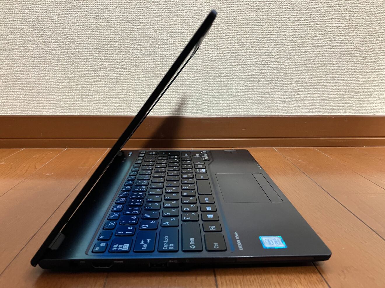重さ819g】富士通 U937 Webカメラ SSD:1TB メモリ:8GB Office 重さ819g】富士通 U937 Webカメラ SSD:1TB メモリ:8GB Office