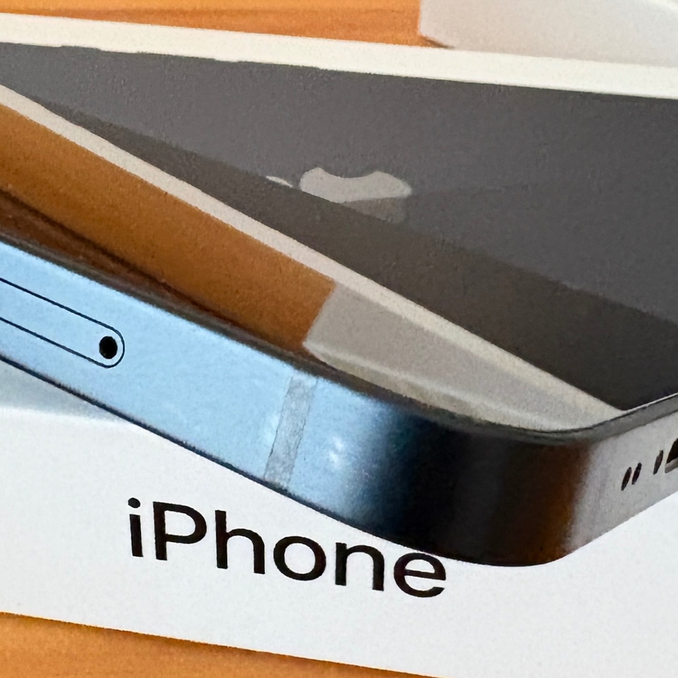Apple iPhone 13 mini 128GB ミッドナイト|リベシティフリー Apple iPhone 13 mini 128GB ミッドナイト|リベシティフリー