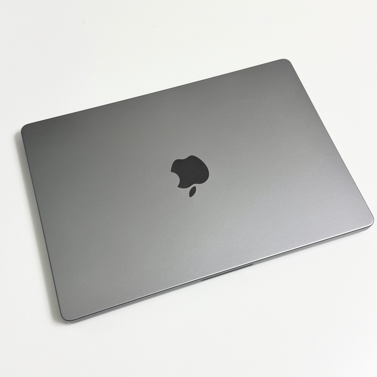 14インチMacBook Pro M1 Pro スペースグレイ 512GB 16GBメモリ 14インチMacBook Pro M1 Pro スペースグレイ 512GB 16GBメモリ
