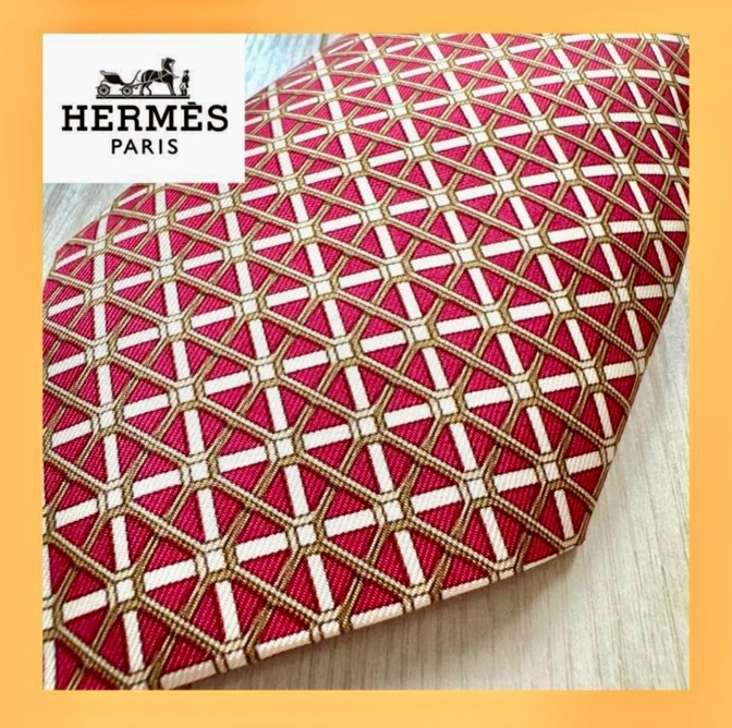 HERMES ネクタイ　ブランド　赤　金　エルメス　クラシック せどり