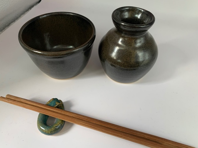 暑い夏には蕎麦を食べよう！
蕎麦猪口と蕎麦徳利のセット