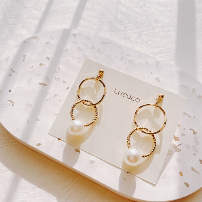 🌿上品で華やぐ2連サークルピアス｜ゴールド×パール｜大人の揺れ感パール