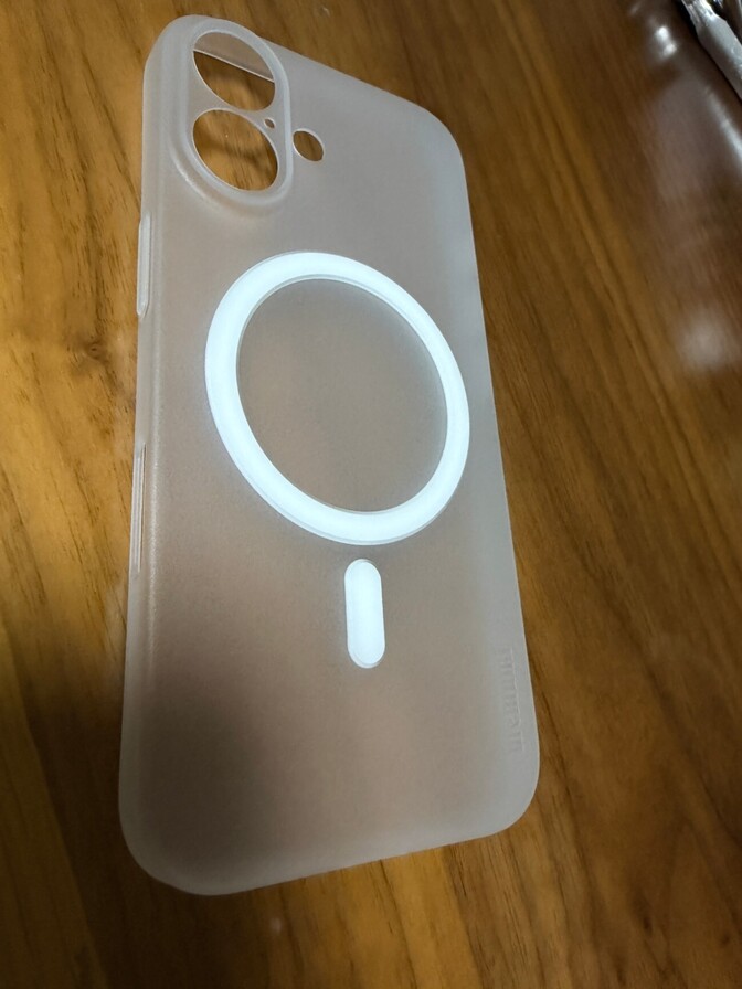 iPhone16対応ケース（未使用）
