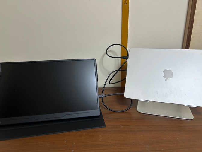 PC用ディスプレイ