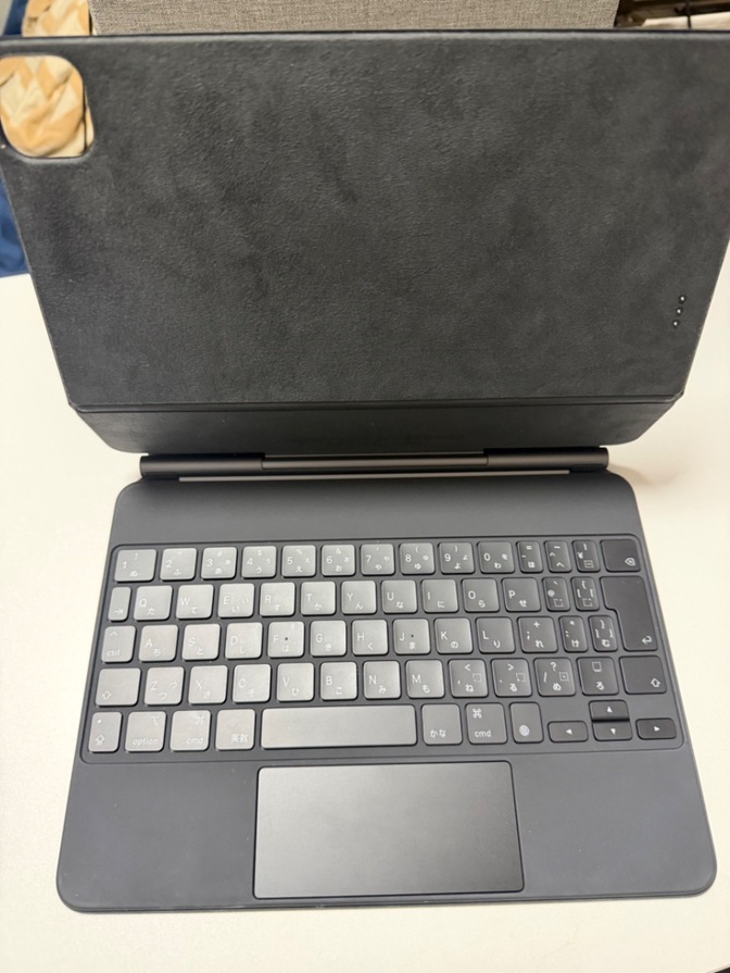 【純正】magic keyboard 11インチ用　マジックキーボード
