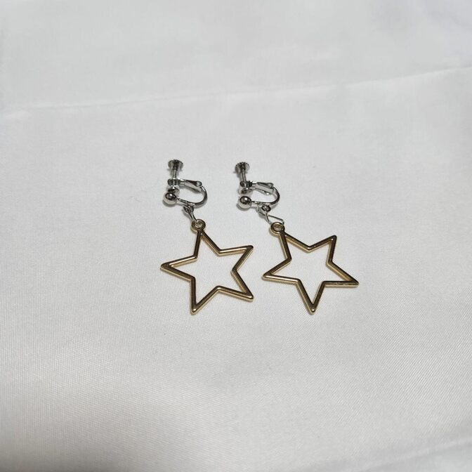 《ハンドメイド》スターイヤリング