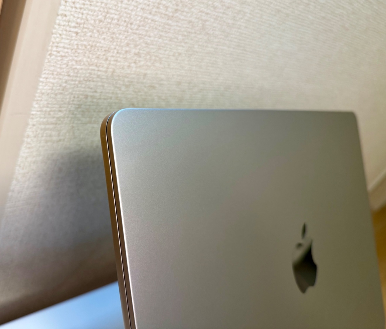 M4 MacBookAir スターライト 16GB/256GB 13.6インチ BT最大容量100