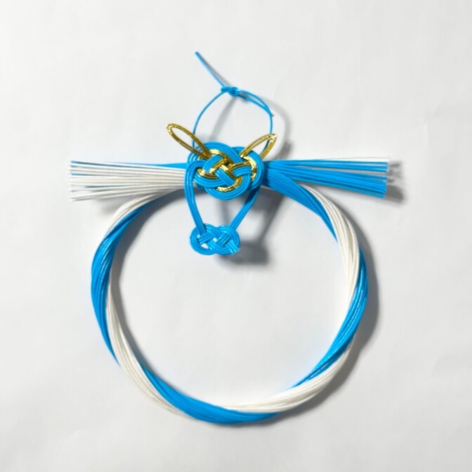 水引しめ縄〈守る力カラー〉
午年・馬チャーム付き｜厄除け・守護を願う和モダンインテリア