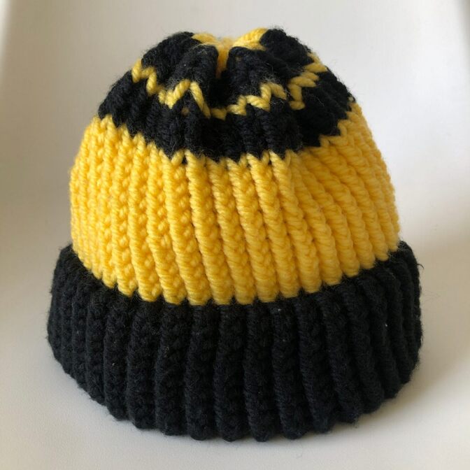 【ハンドメイド】ニット帽　イエロー ブラック