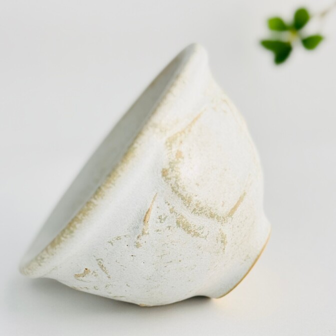 【ハンドメイド】マットな釉薬のぽってり小鉢「でいとの記憶」DS-2