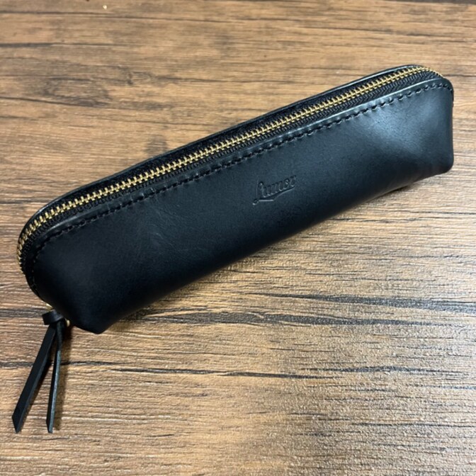 【ハンドメイド】エクレア型ペンケース（黒）