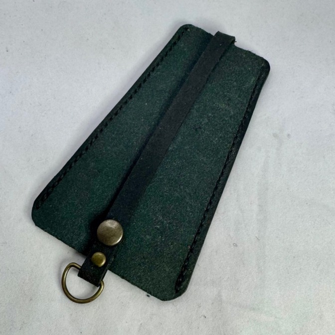 床革で作るビックサイズのしまえるキーケース