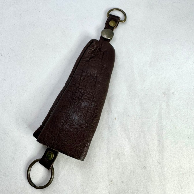 年末セール【一本専用】鹿革で作る細身でスリムなしまえるキーケース