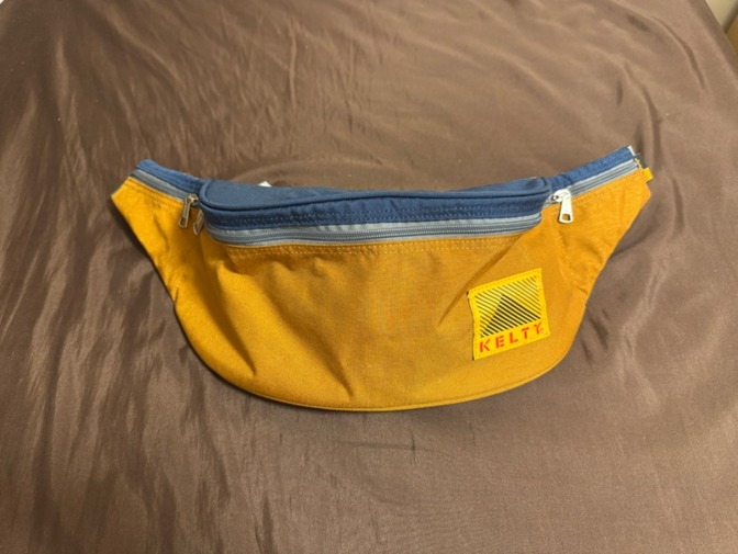 【使用数回美品】ケルティ　ボディバッグ　KELTY