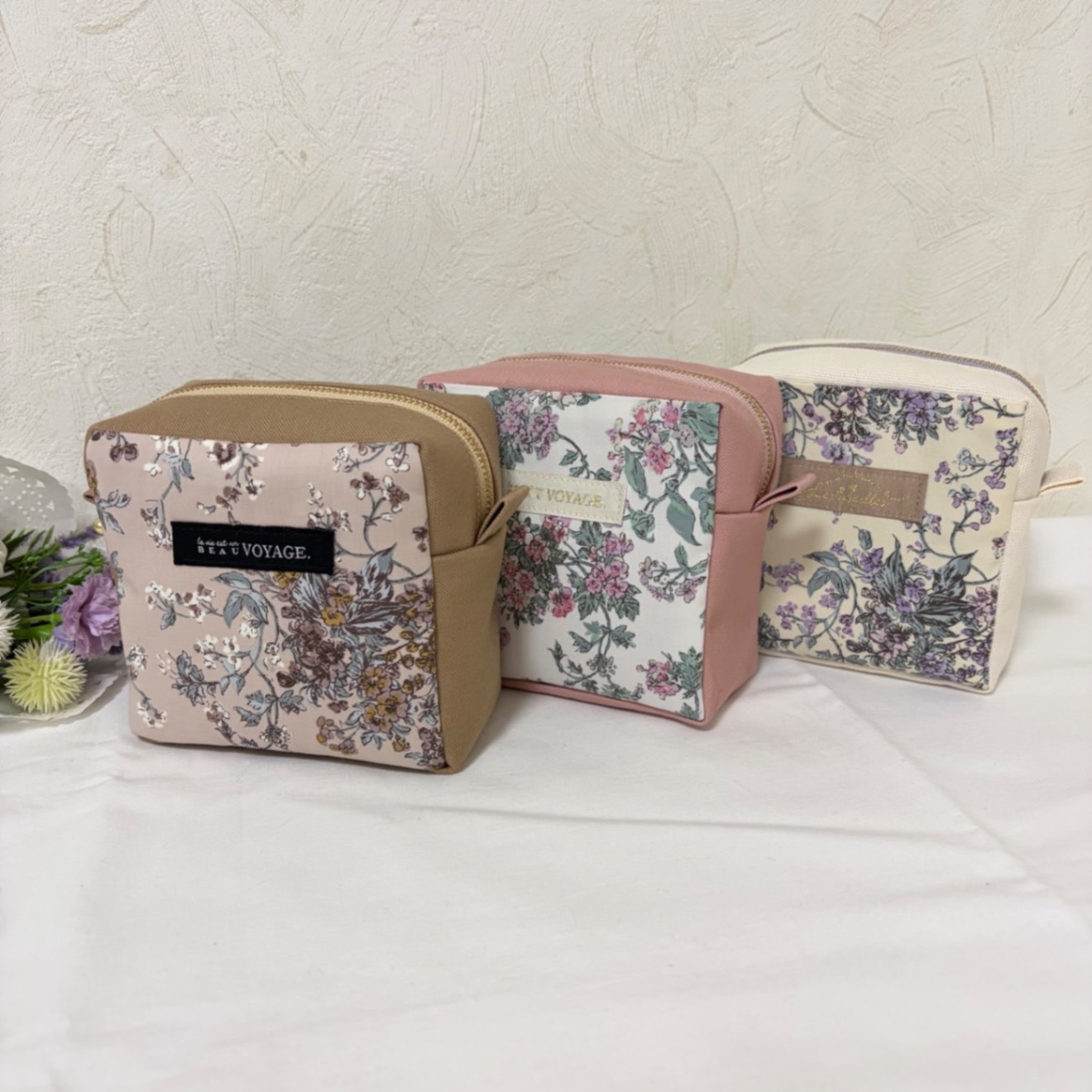 リバティ「セリーヌ」 大人のための贅沢スクエアポーチ (ブロッサム