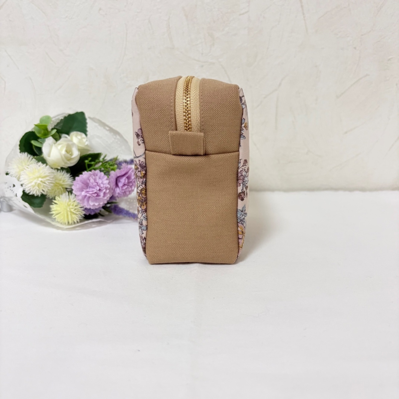 リバティ「セリーヌ」 大人のための贅沢スクエアポーチ (ウォール