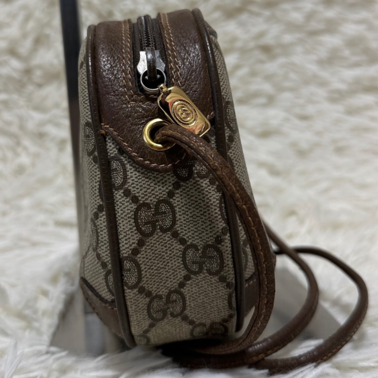 希少 レア オールドグッチ GG レザー ショルダーバッグ シェリーライン