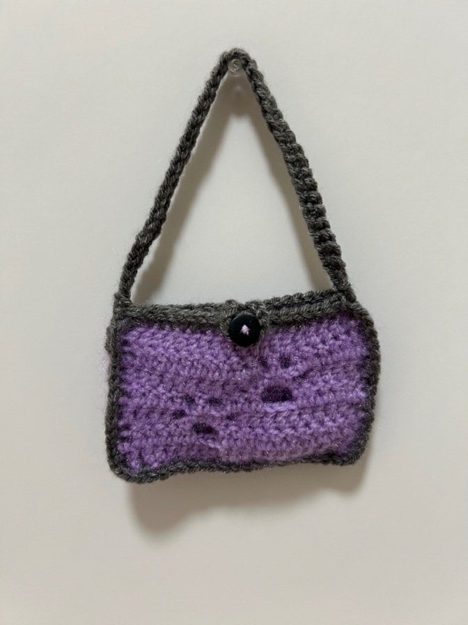 【ハンドメイド・訳あり】肉球柄 キラキラ手編みポーチ（約13×8cm）ポイント消化にも