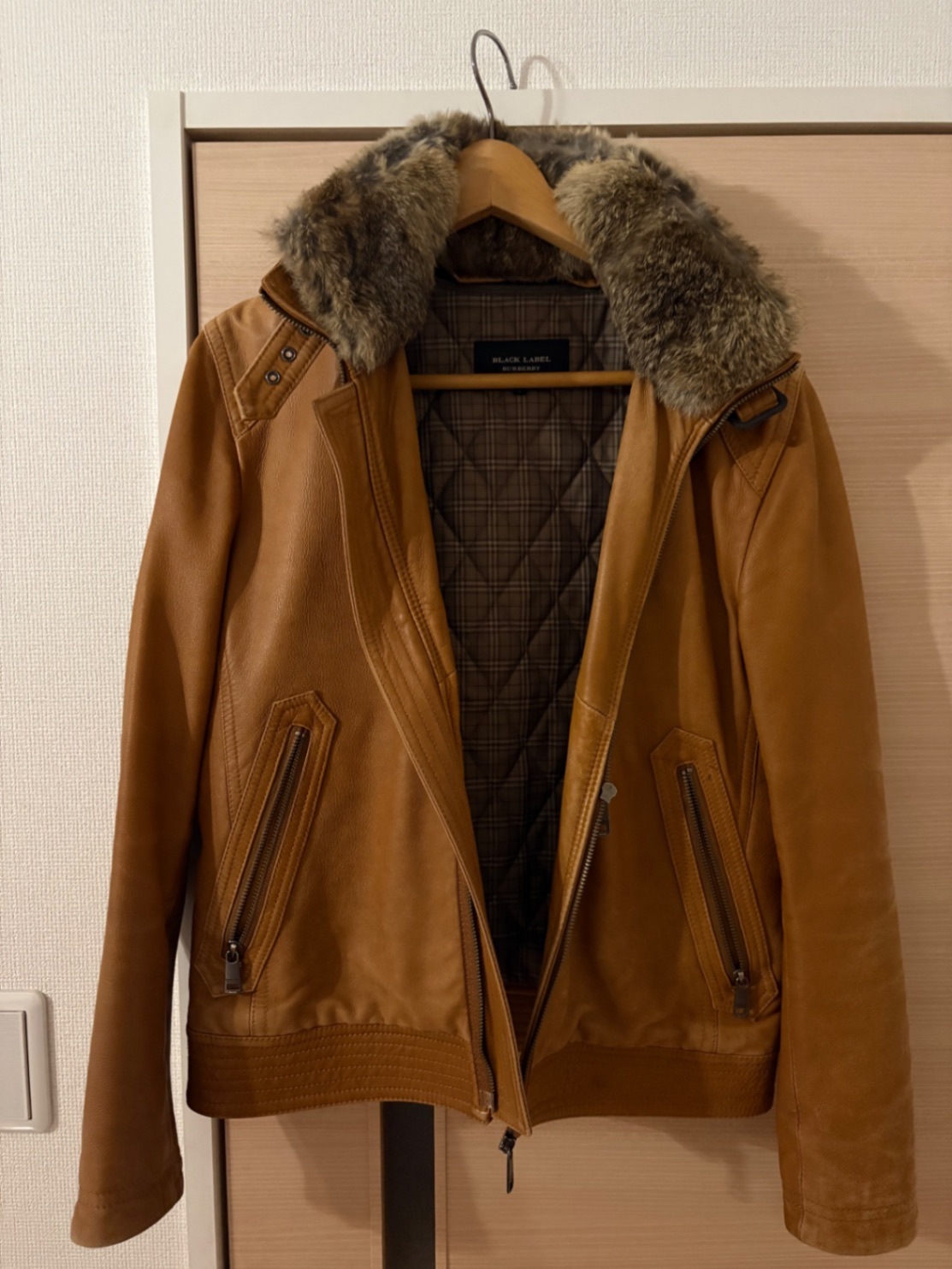 BURBERRY（レザージャケット）のフリマアイテム一覧 BURBERRY BLACK