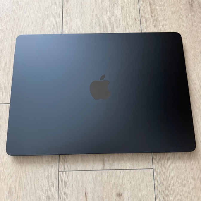 【美品】MacBook Air M2 8GB ミッドナイト SSD 256GB 100%