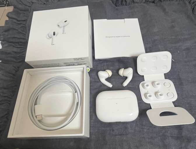 AirPods Pro（第2世代）
2023.09.10　Apple Store新宿丸井店購入