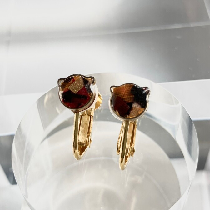 【8ミリの猫イヤリング🐈】レッドゴールド😼大人がつけられるさりげない子猫　金属アレルギー対応　