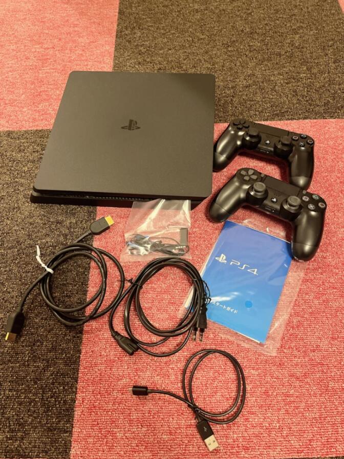 プレイステーション4【本体】CUH-2000B（1TB）とコントローラ1個おまけ付き