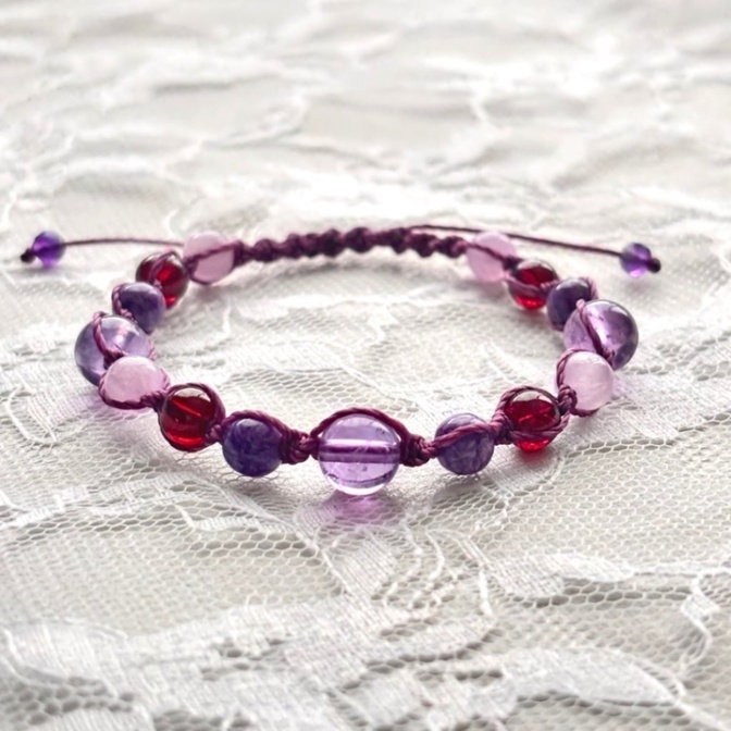 【ハンドメイド】みやび ライトカラーアメジスト ロードライトガーネット 天然石 ブレスレット