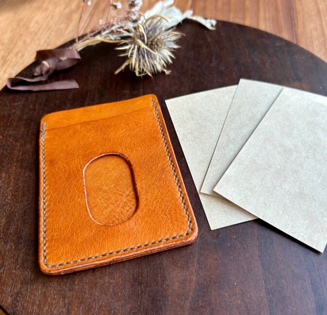 【ハンドメイド】本革シンプル定期入れ〜3ポケット〜