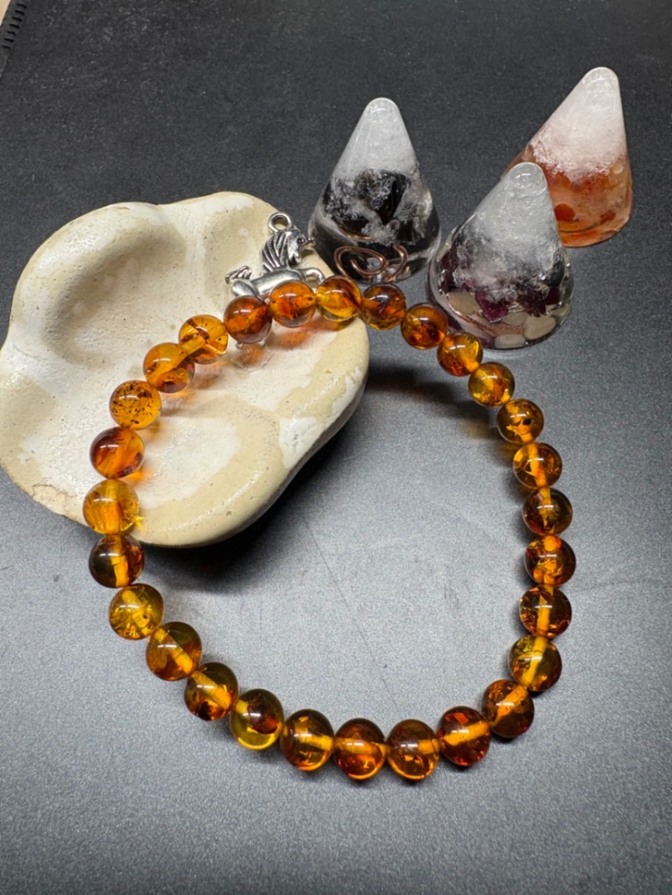 天然石　パワーストーン　ブレスレット　アンバー　6㎜　2902
