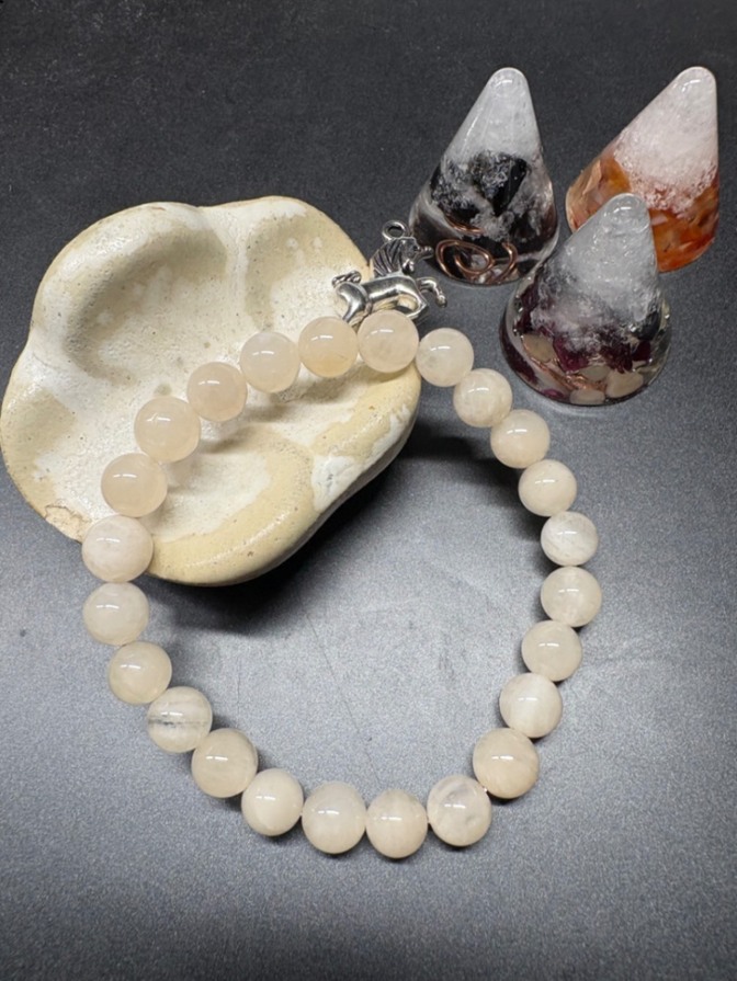 天然石 パワーストーン　ブレスレット　ペリステライトクリームホワイト7～8㎜