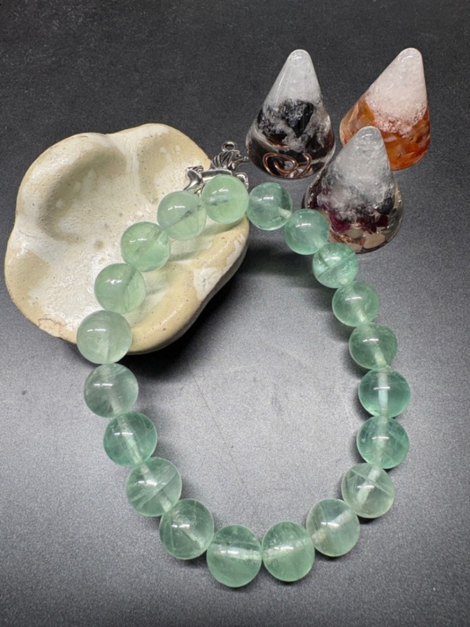 天然石 パワーストーン　ブレスレット　フローライト　グリーン　9㎜ 3010