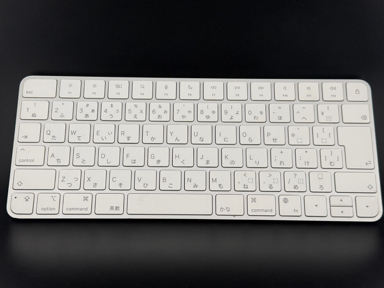 Apple Magic Keyboard 日本語 MK2A3J/A A2450 Magic Keyboard 日本語 MK2A3J/A シルバー A2450｜リベシティフリー