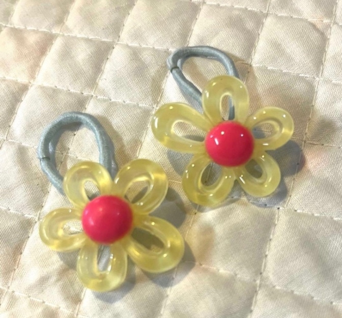 お花 ヘアゴム キッズヘアゴム 2個セット ハンドメイド 幼稚園 保育園 小学生 