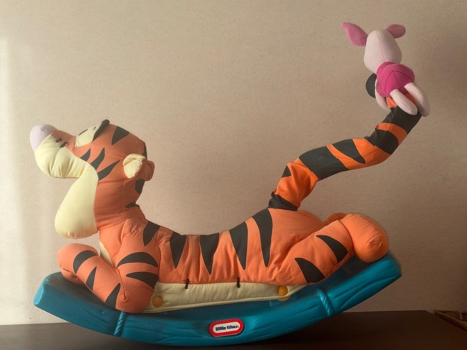 【長野市内手渡し限定】ディズニー ティガー　子供用　乗り物　おもちゃ