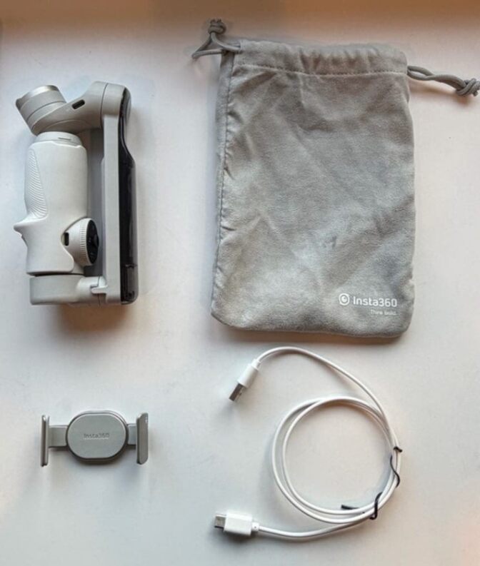 Insta360 Flow スマートフォンスタビライザー