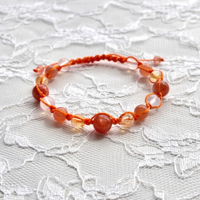 【ハンドメイド】太陽と月の天然石ブレスレット