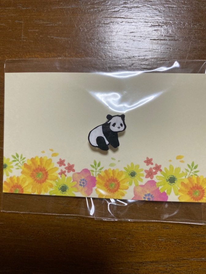 ★ハンドメイド パンダチャームB★マスク＊帽子＊襟に♪ 小( 1.8センチ）オリジナル
