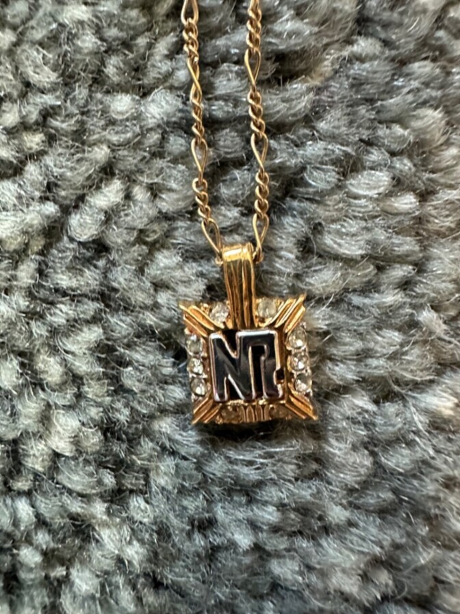 ニナリッチ　ネックレス　42cm 美品