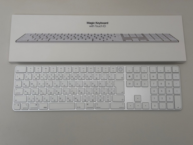 パスキー認証を指紋でTouch ID付 Magic Keyboard（テンキー付）箱・未使用ケーブル