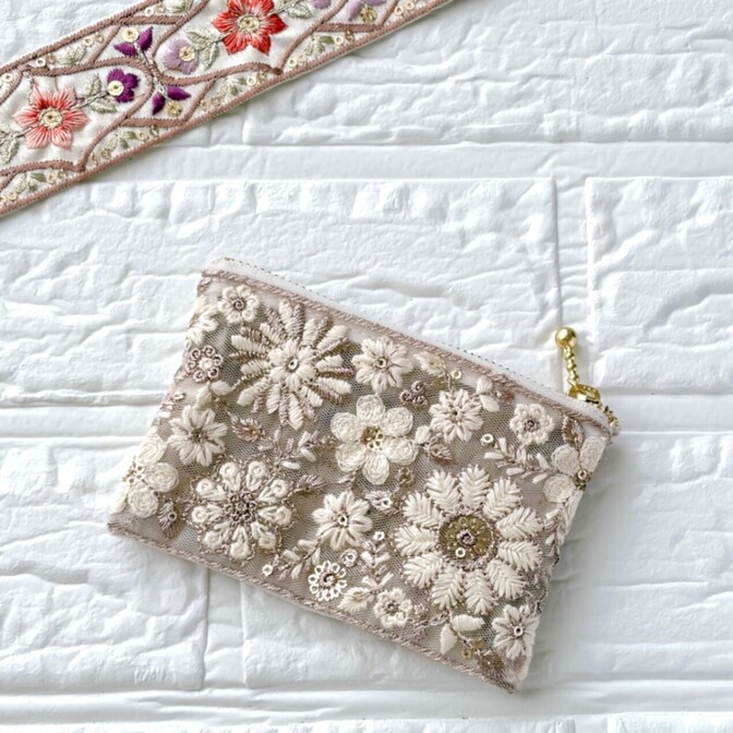 インド刺繍リボン🎀12cmファスナーポーチ②