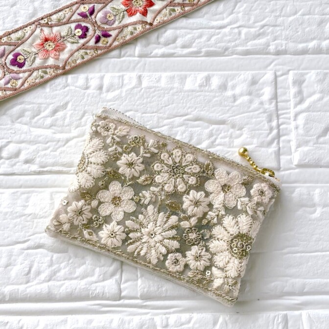 インド刺繍リボン🎀12cmファスナーポーチ③