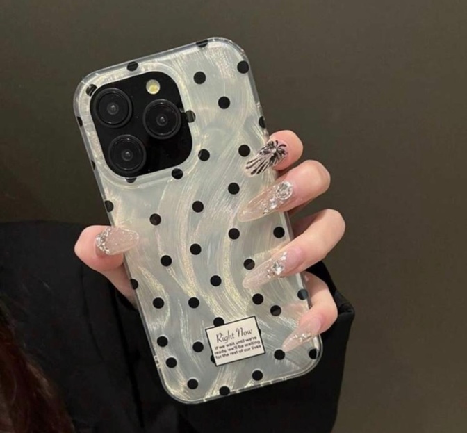 【スマホケース】iPhone16用　水玉/ドット