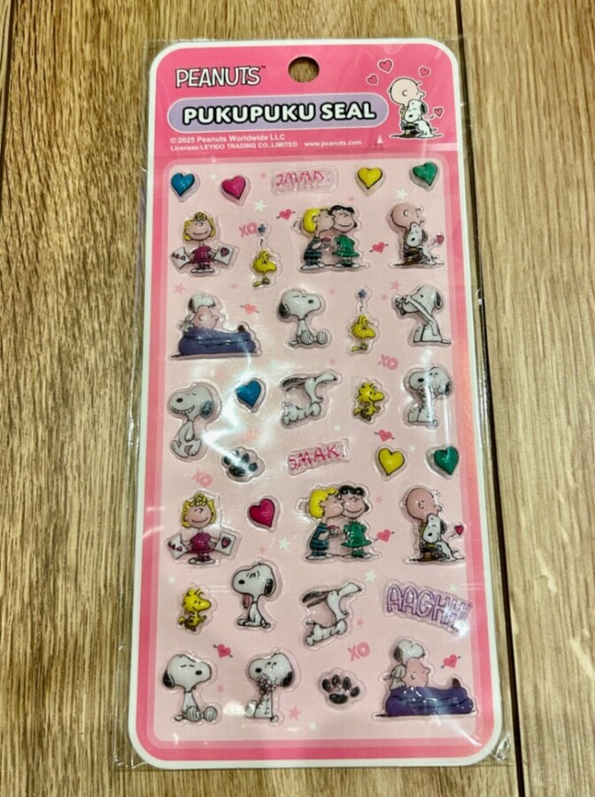 【大流行】入手困難　ぷくぷくシール　スヌーピー
