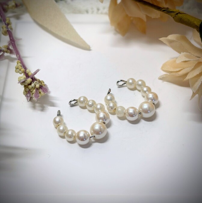 ピアス穴不要
【卒入学式に】上品パール イヤーカフ 2個セット