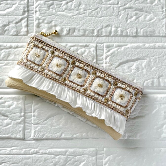 インド刺繍リボン🎀16cmファスナーポーチ⑲