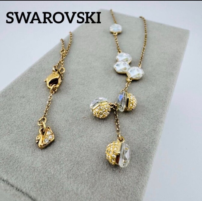 ★SWAROVSKI　スワロフスキー　ネックレス　大粒スワロ
